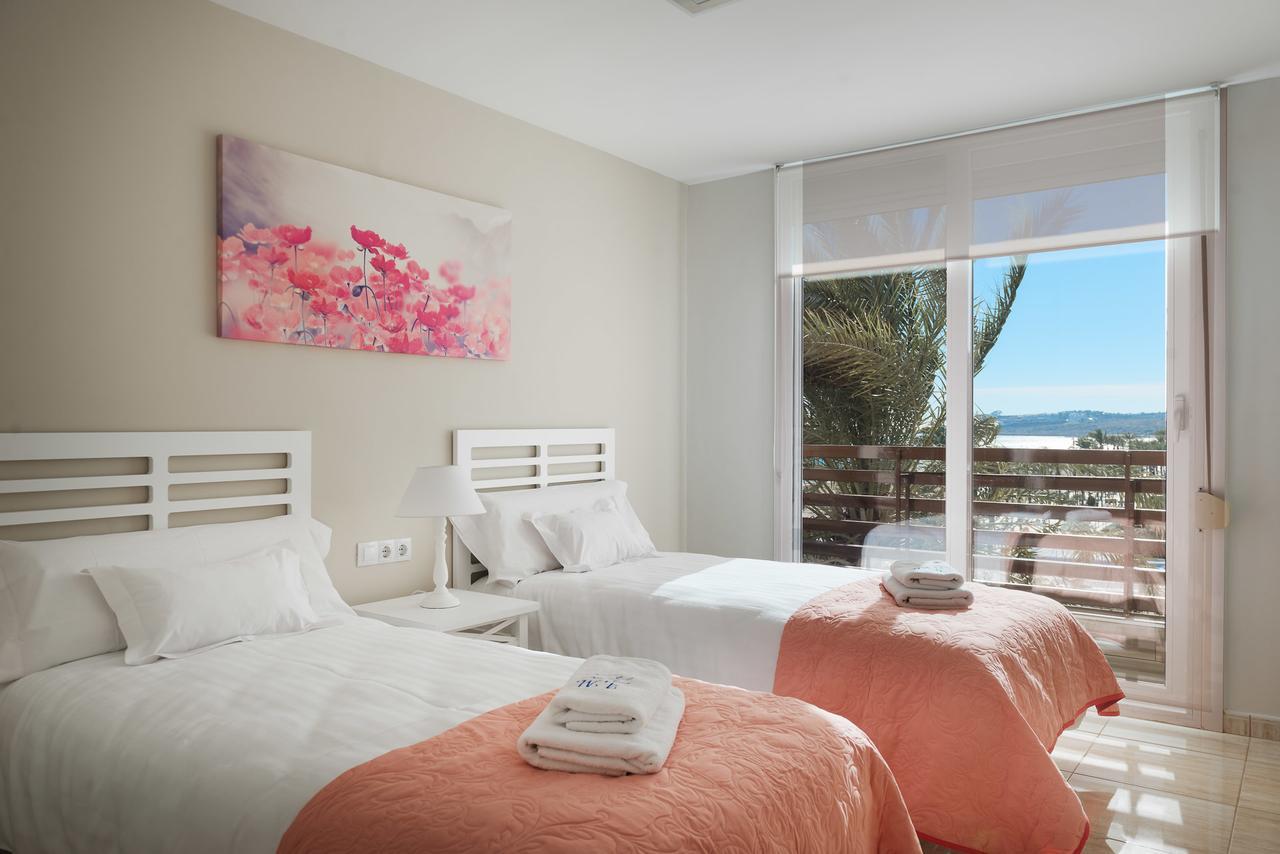 Apartamentos Marta Playa อาลิกันเต ภายนอก รูปภาพ