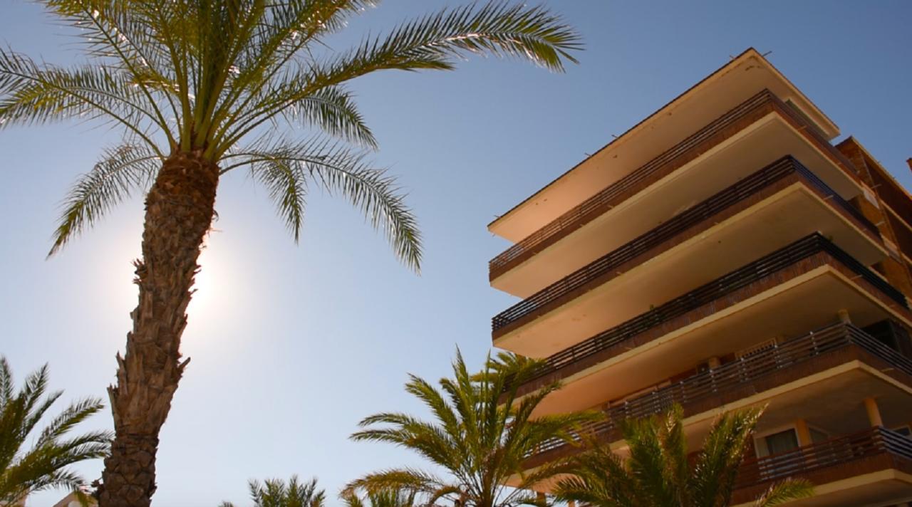 Apartamentos Marta Playa อาลิกันเต ภายนอก รูปภาพ